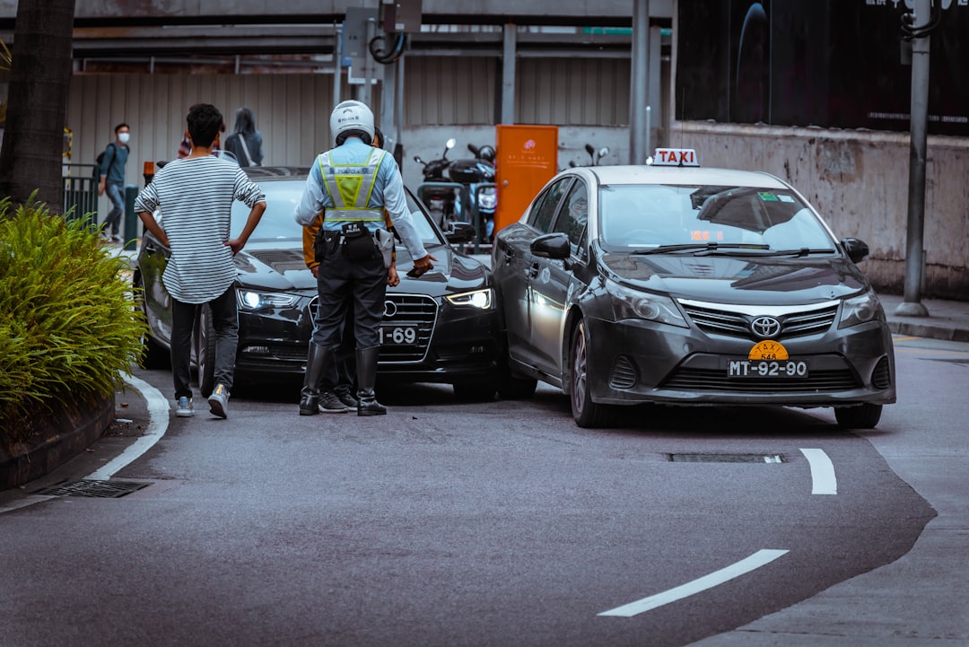 Auto firmowe a prywatne – różnice w ubezpieczeniu, które wychodzą po szkodzie