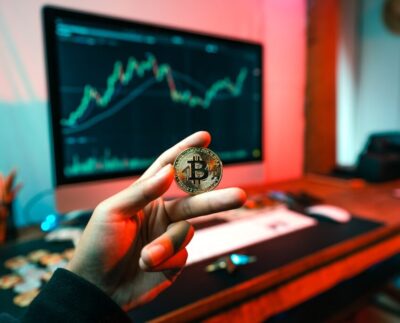 Kryptowaluty w PIT - jak rozliczyć zysk, stratę i transakcje, o których łatwo zapomnieć