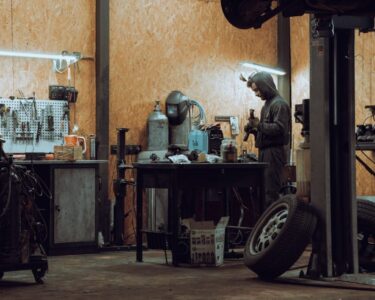 Zakup części przez klienta - dlaczego mechanik może nie chcieć ich montować